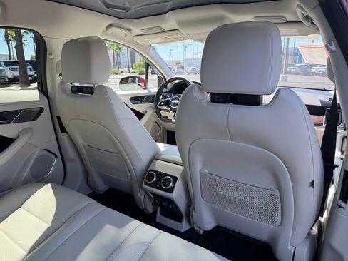Used 2023 Jaguar I-PACE HSE AWD/4WD image 9