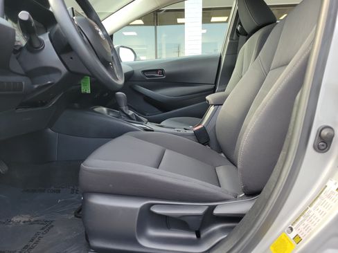 Used 2024 Toyota Corolla LE FWD image 16