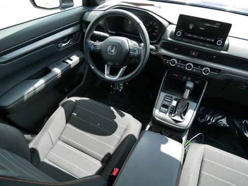 Used 2025 Honda CR-V Sport image 9