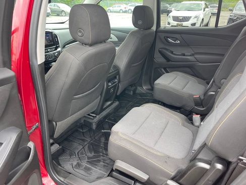 Used 2021 Chevrolet Traverse LT FWD image 15