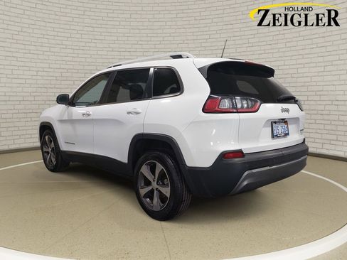 Used 2019 Jeep Cherokee Limited FWD image 6