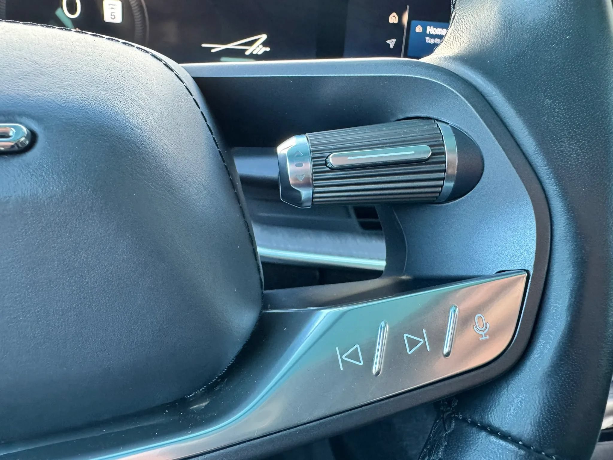 Used 2023 Lucid Air Touring AWD/4WD image 31