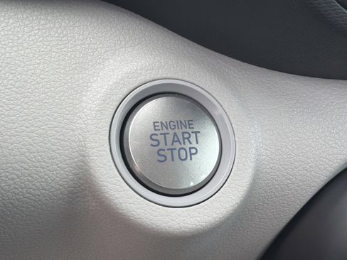 New 2026 Hyundai Venue SEL FWD image 25