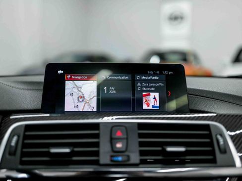 Used 2020 BMW M4 Convertible w/ Competition Package RWD image 74