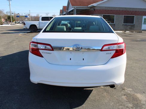 Used 2012 Toyota Camry XLE image 4