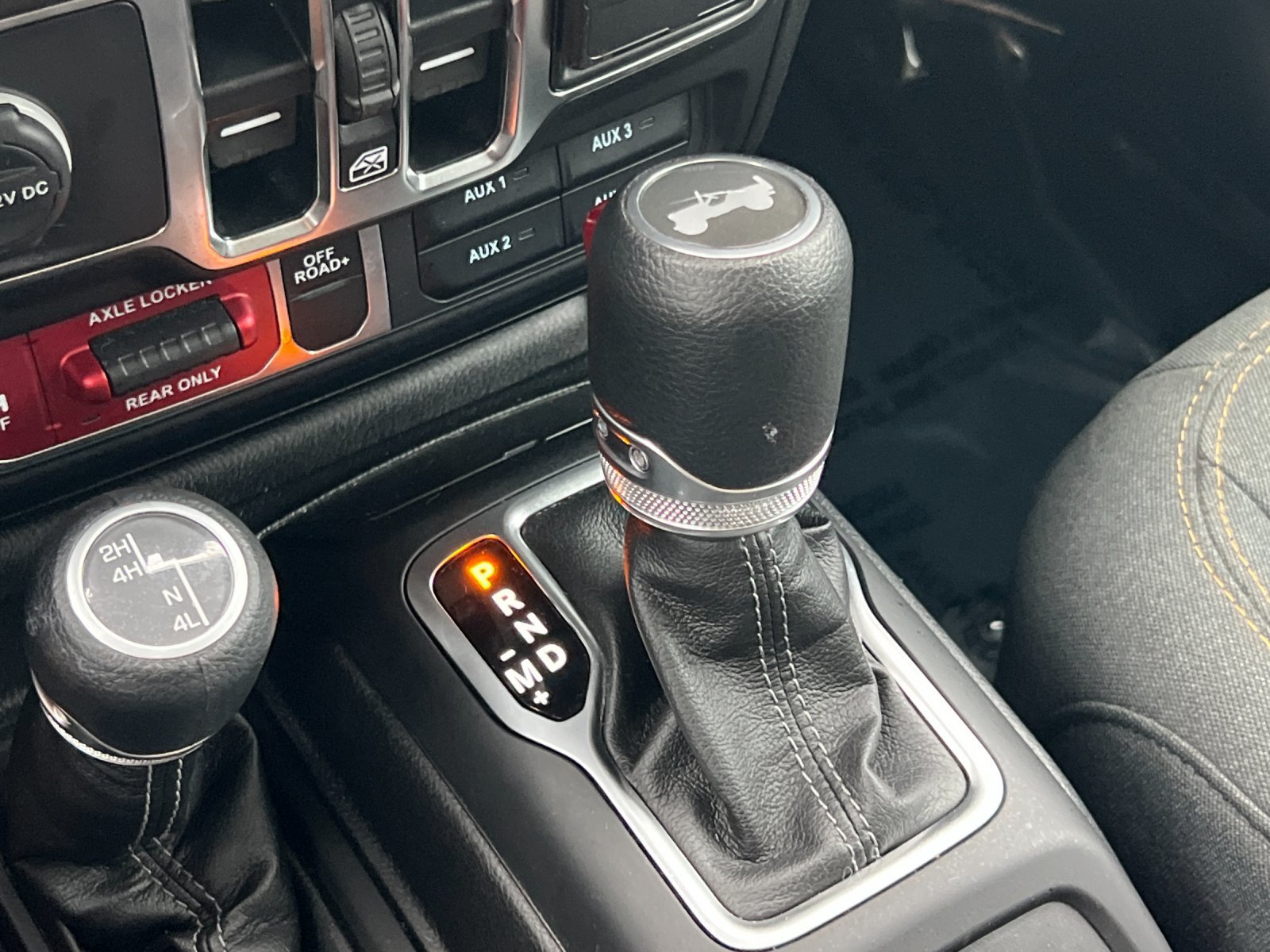 Used 2025 Jeep Wrangler Unlimited Sport AWD/4WD image 25