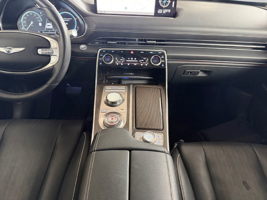 Used 2023 Genesis GV80 2.5T w/ Prestige Package AWD/4WD image 11