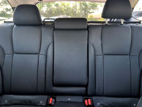 Used 2022 Subaru Outback Limited image 23