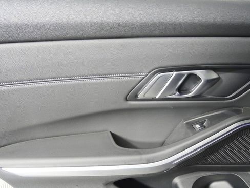 Used 2019 BMW 330i Sedan image 13