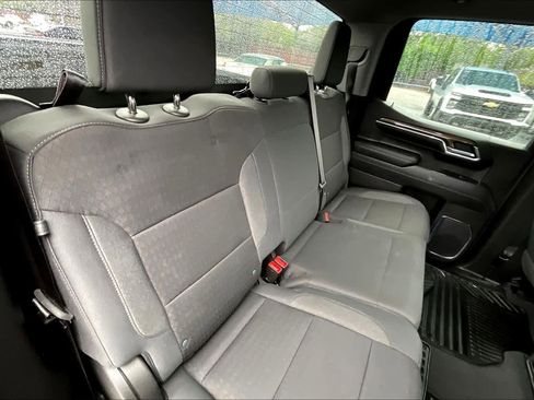 Used 2024 Chevrolet Silverado 1500 LT image 19