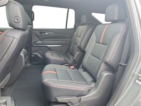 Certified 2026 Chevrolet Traverse RS image 22