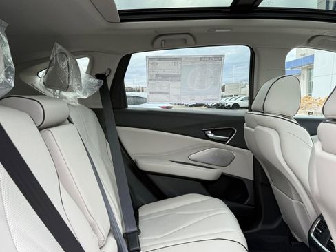 New 2026 Acura RDX SH-AWD w/ Advance Package image 5