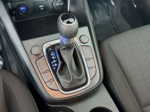 Certified 2023 Hyundai Kona SEL FWD image 17