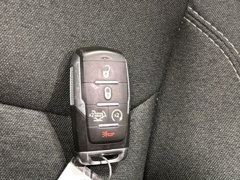 Used 2025 RAM 1500 Big Horn AWD/4WD image 19