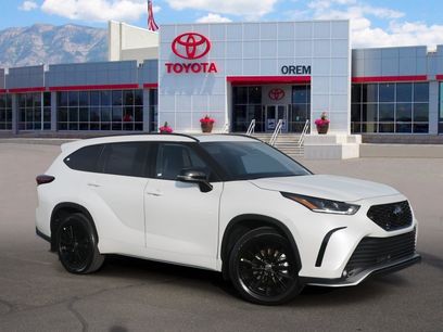 New 2026 Toyota Highlander XSE