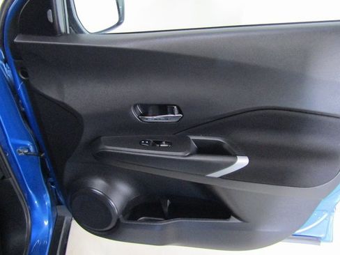 Used 2023 Nissan Kicks SV image 19