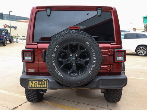 Used 2021 Jeep Wrangler Unlimited Sport AWD/4WD image 6