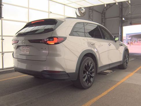 Used 2025 MAZDA CX-90 3.3 Turbo w/ Premium Sport Pkg image 5