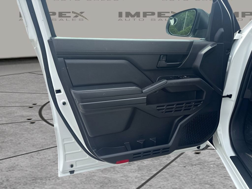 Used 2025 Toyota Tacoma SR RWD image 14