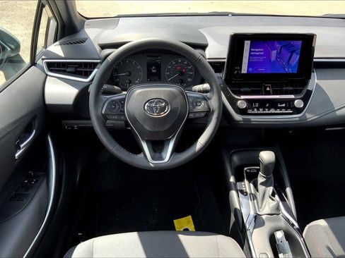 Used 2024 Toyota Corolla SE FWD image 6