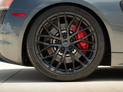 Used 2018 Audi R8 V10 RWD image 54
