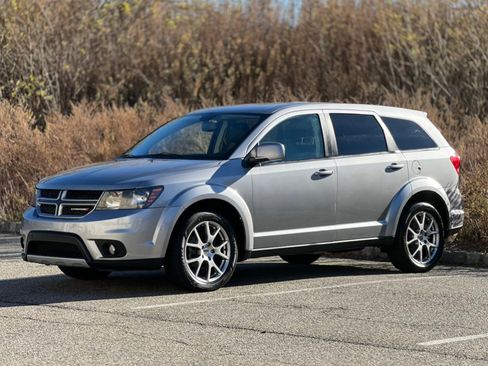 Used 2017 Dodge Journey GT w/ Driver Convenience Group image 4