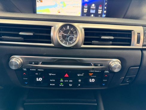 Used 2016 Lexus GS 200t image 38