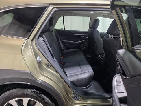 Certified 2025 Subaru Outback Limited image 33