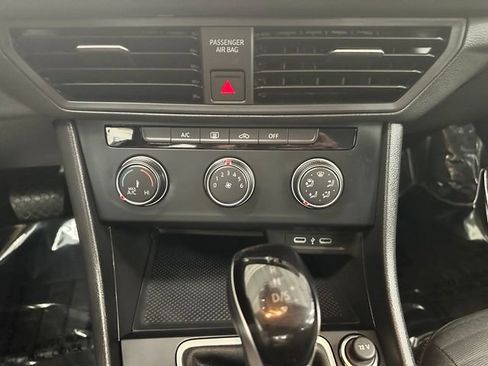 Certified 2024 Volkswagen Jetta S FWD image 6