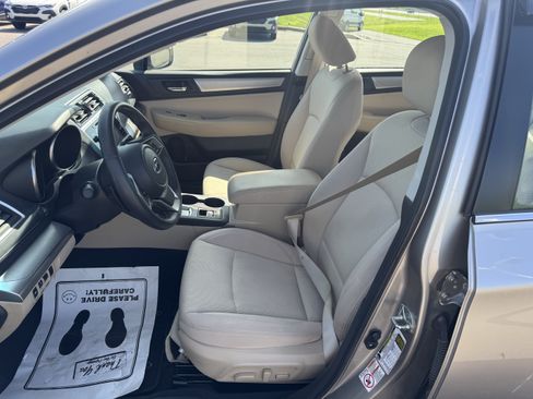 Used 2019 Subaru Legacy 2.5i Premium AWD/4WD image 13