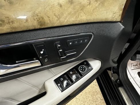 Used 2011 Mercedes-Benz E 350 4MATIC Sedan image 49