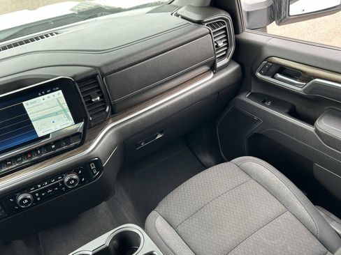Certified 2025 Chevrolet Silverado 2500 LT w/ Safety Package AWD/4WD image 18