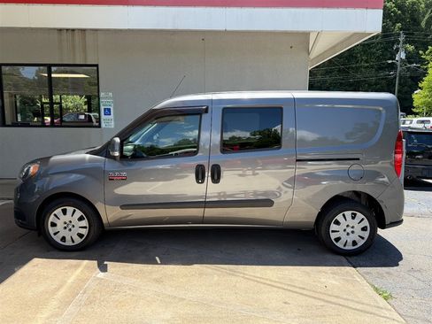 Used 2020 RAM ProMaster City SLT w/ Popular Equipment Group FWD image 12