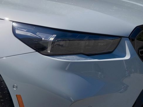 New 2026 BMW M5 w/ Executive Package image 8