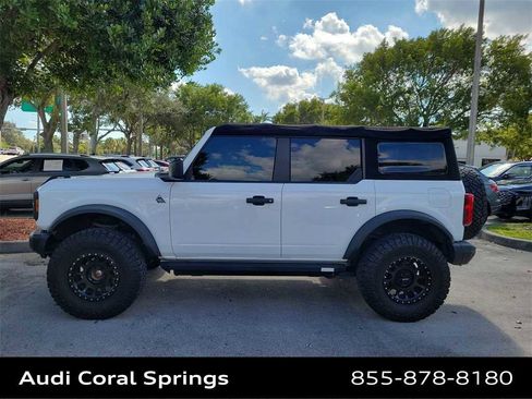 Used 2023 Ford Bronco Black Diamond image 11