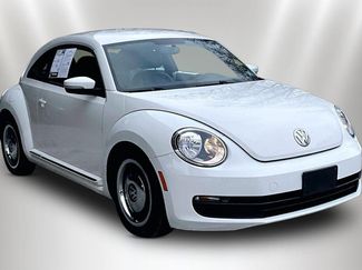 Used 2013 Volkswagen Beetle 2.5 video 1