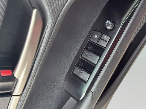 Used 2026 Toyota Camry Hybrid image 21