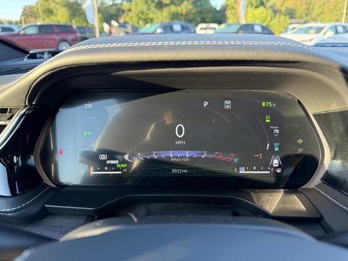 Used 2023 Jeep Grand Cherokee Overland w/ Advanced Protech Group III image 22