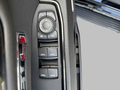 Used 2023 GMC Sierra 1500 AT4 w/ AT4 Premium Package image 15