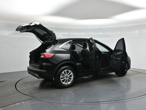 Certified 2022 Ford Escape SE image 6