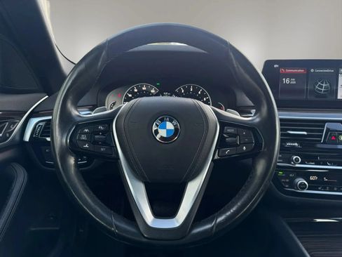 Used 2018 BMW 530i RWD image 18