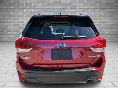 Used 2024 Subaru Forester Premium AWD/4WD image 4