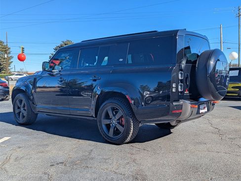 Used 2023 Land Rover Defender 130 X image 3