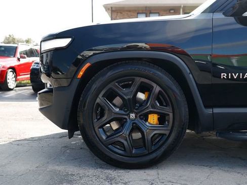Used 2022 Rivian R1T Launch Edition image 18