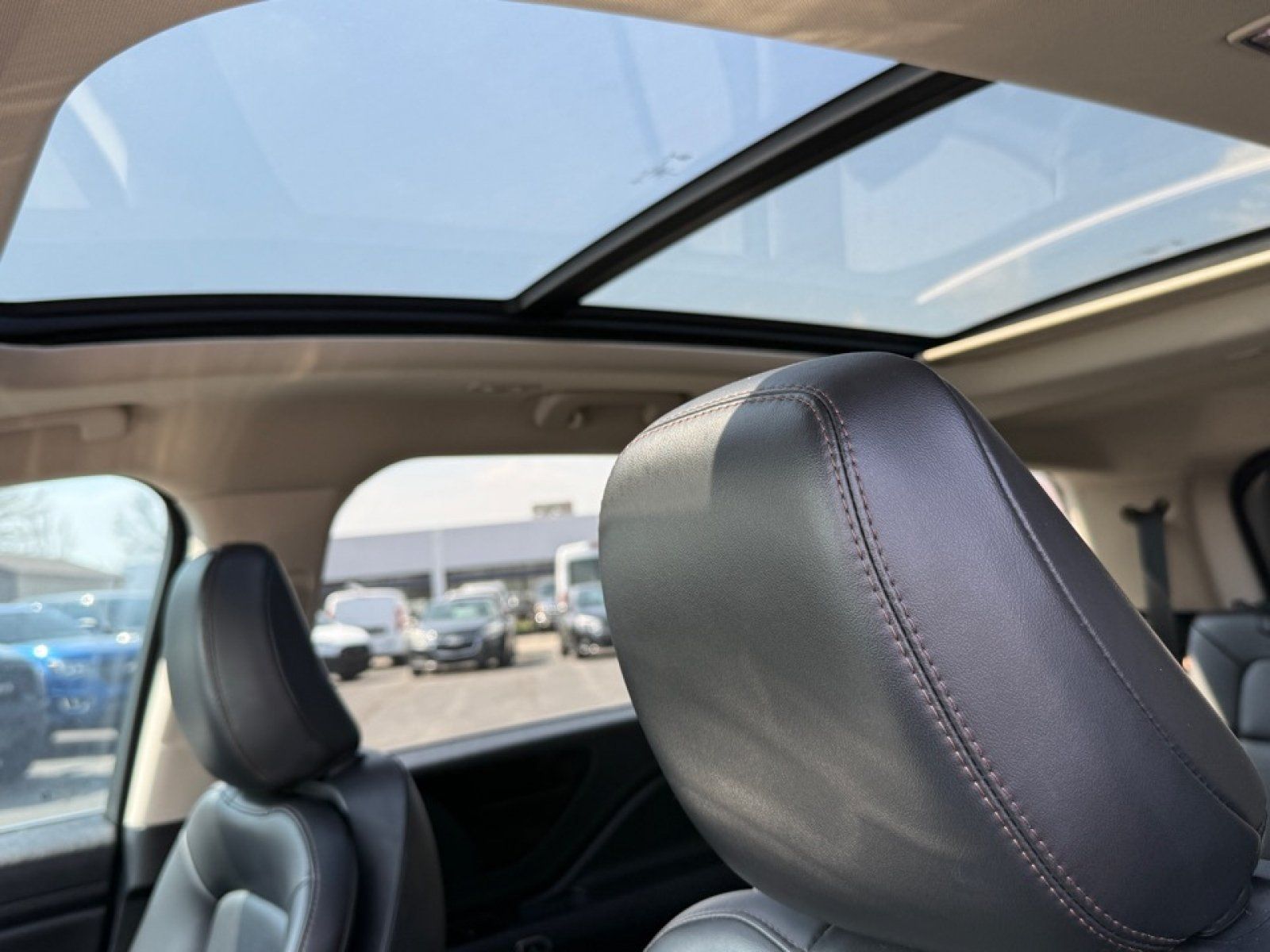 Used 2022 Lincoln Aviator AWD w/ Premium Package image 10