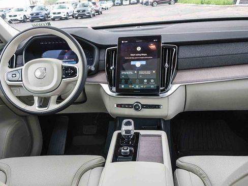 New 2026 Volvo XC90 T8 Ultra w/ Protection Package Premier image 23