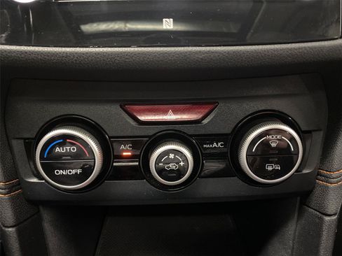 Used 2019 Subaru Crosstrek 2.0i Limited w/ Moonroof Package w/Navigation AWD/4WD image 21