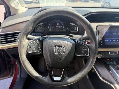 Used 2019 Honda Clarity Plug-In Hybrid image 12