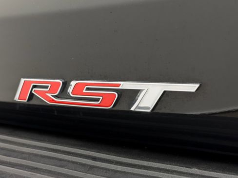 Used 2023 Chevrolet Suburban RST w/ Sport Performance Package image 19