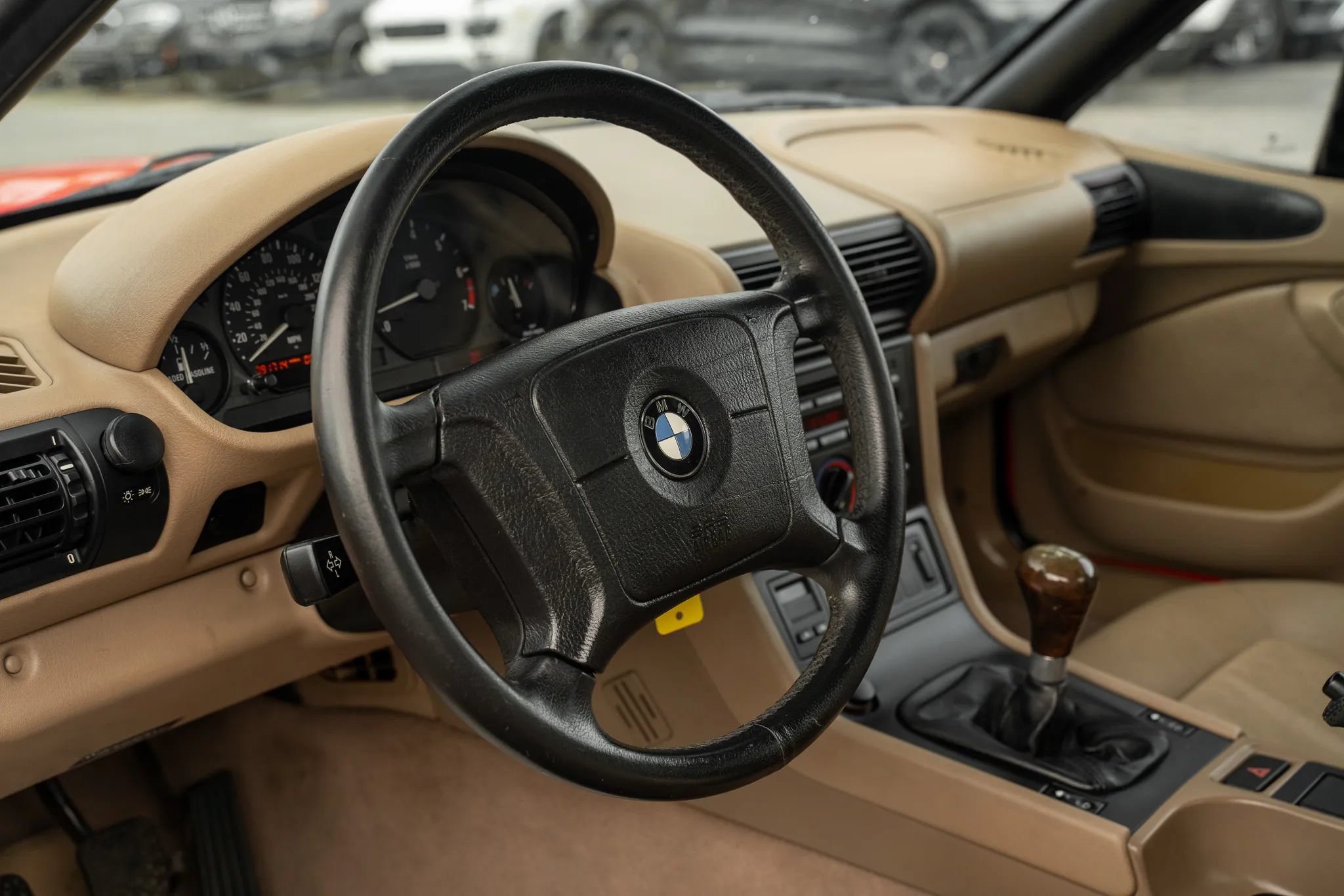 Used 1999 BMW Z3 2.5i RWD image 17